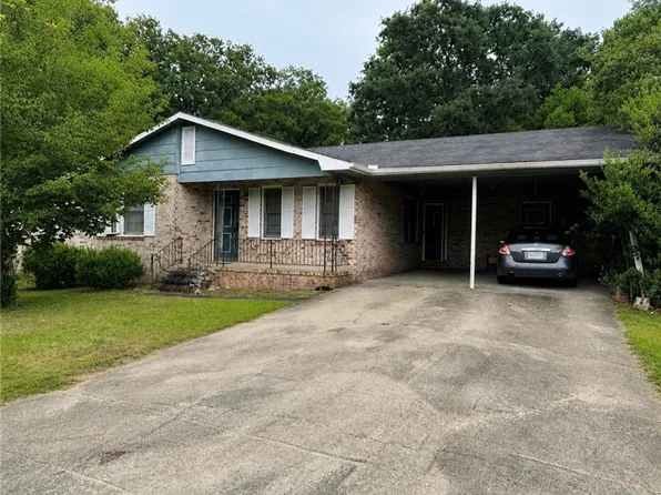 3985 Hattie Dr, Macon, GA 31217