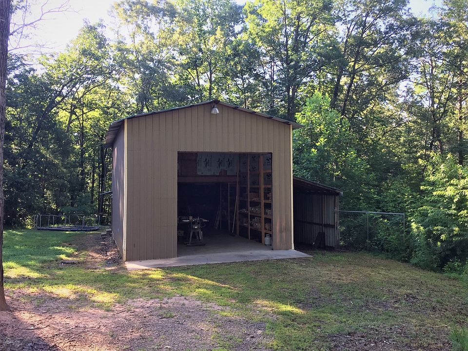 1st image of 200 Lora Dr