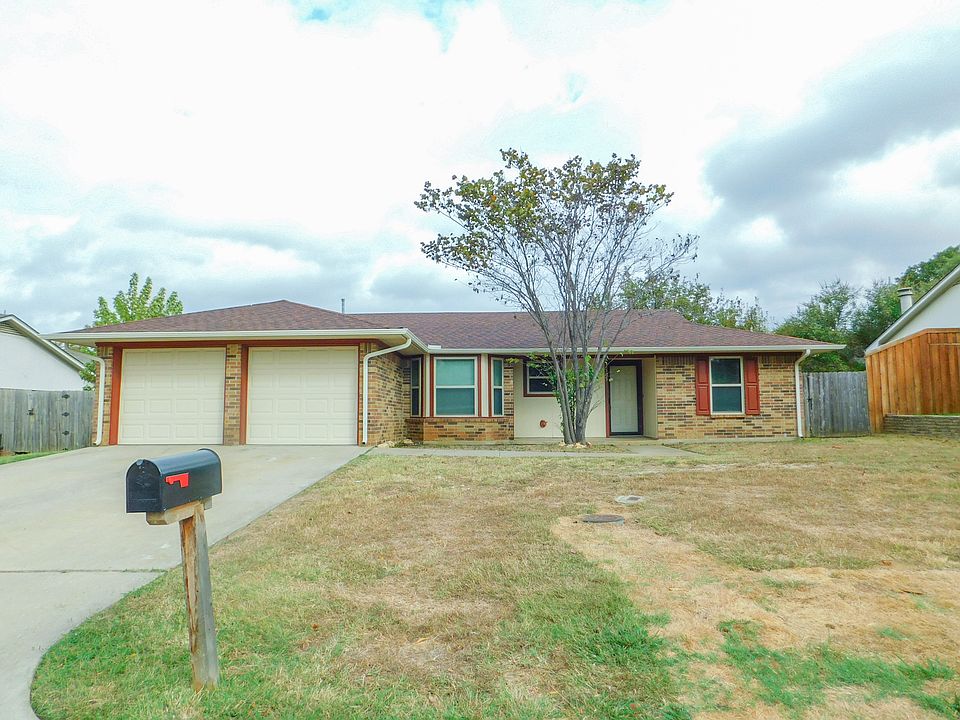 1st image of 2505 Chaparral Ct