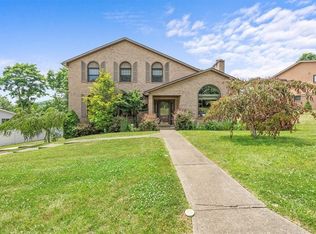 527 Reamer Dr, Carnegie, PA
