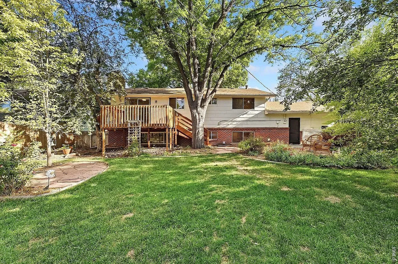 Furnished 2 Bed/1 Bath Multi-Family Unit in Loveland, CO - $2200/mo — Photo 2