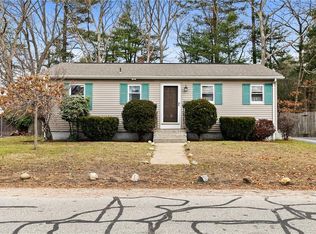 40 Coventry Dr, Coventry, RI 02816