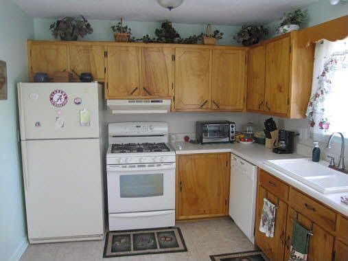 2nd image of 214 Evergreen Dr