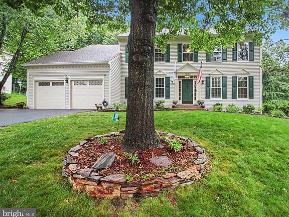 2nd image of 15452 Cagney Ct
