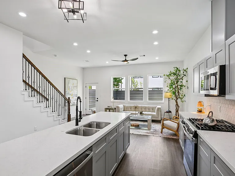 6809 Conley St #B — Photo 9