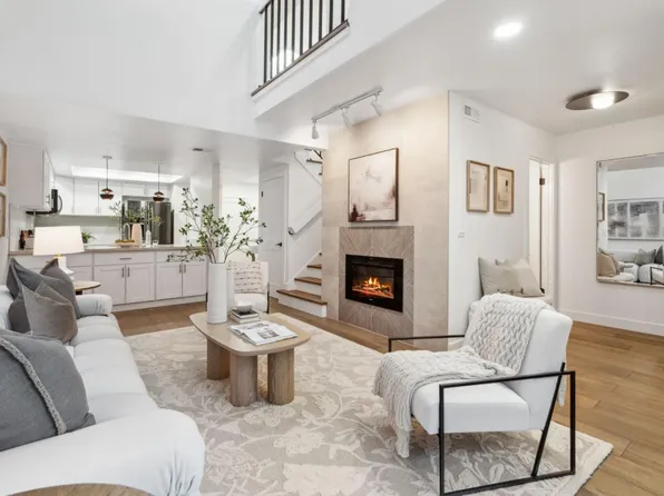 1525 Tyler Park Way, Mountain View, CA 94040