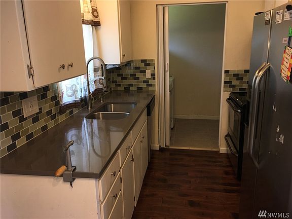 2nd image of 5812 63rd Ave NE