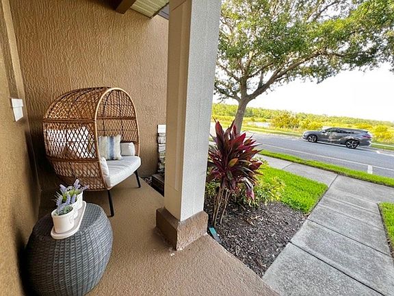 4th image of 2306 Victoria Falls Dr