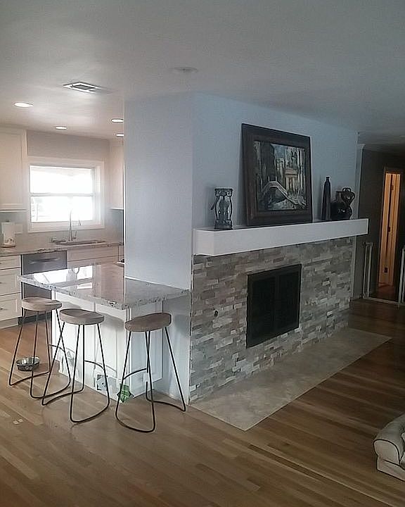 2nd image of 1451 Bullard Ln