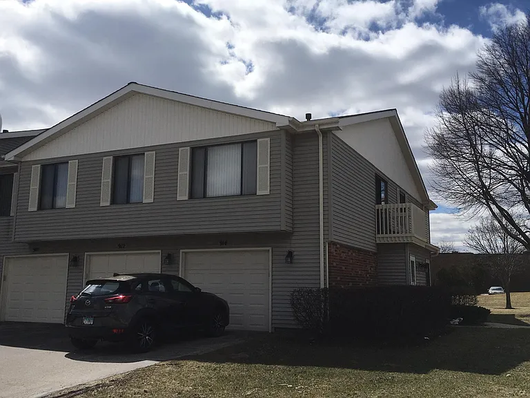 914 Van Buren Ct — Photo 44