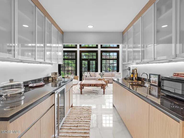 13 Valley Forge Rd — Photo 17
