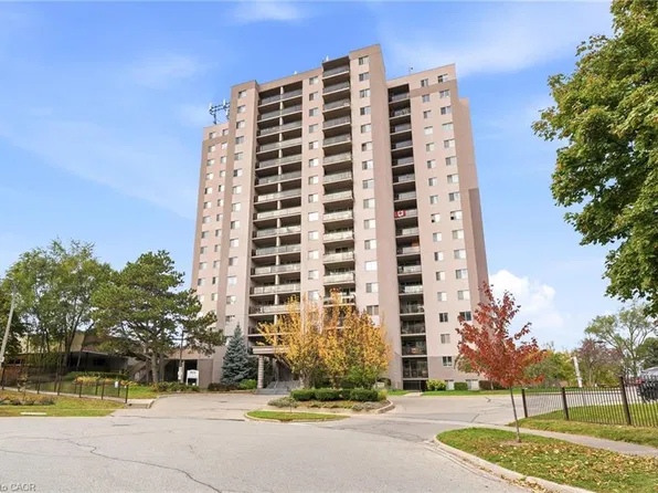 975 Warwick Ct #1501, Burlington, ON L7T 3Z7