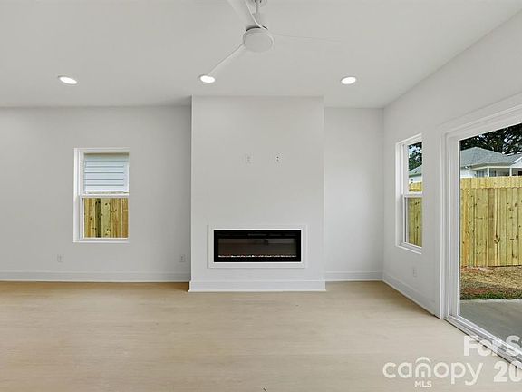 4th image of 6400 Rockwell Church Rd