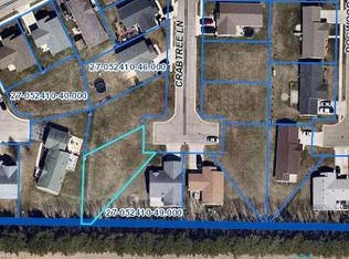 324 Crabtree Ln, Delta, OH 43515