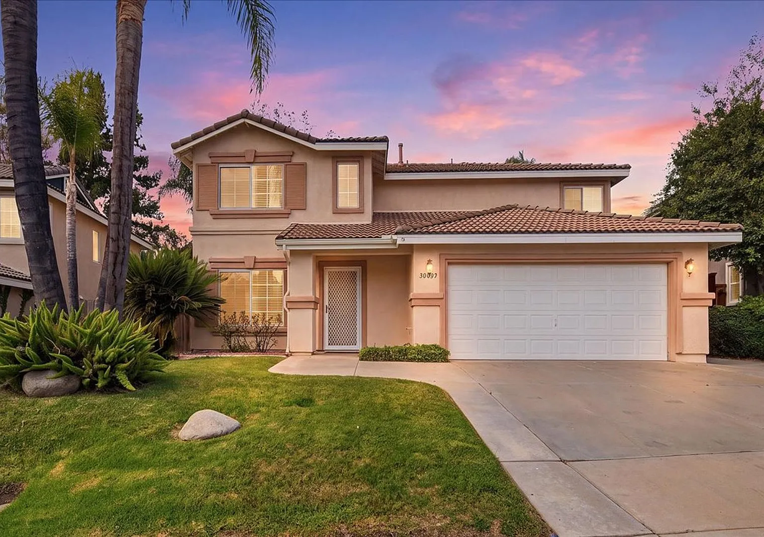 Spacious Temecula Home in a Great Location — Photo 1