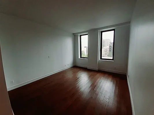 Rented by Obiajula Ugbomah, LREB | media 5