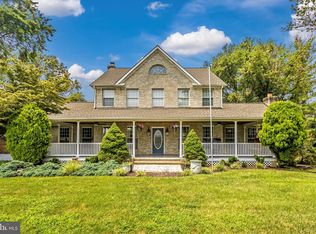 17812 Cashell Rd, Rockville, MD 20853