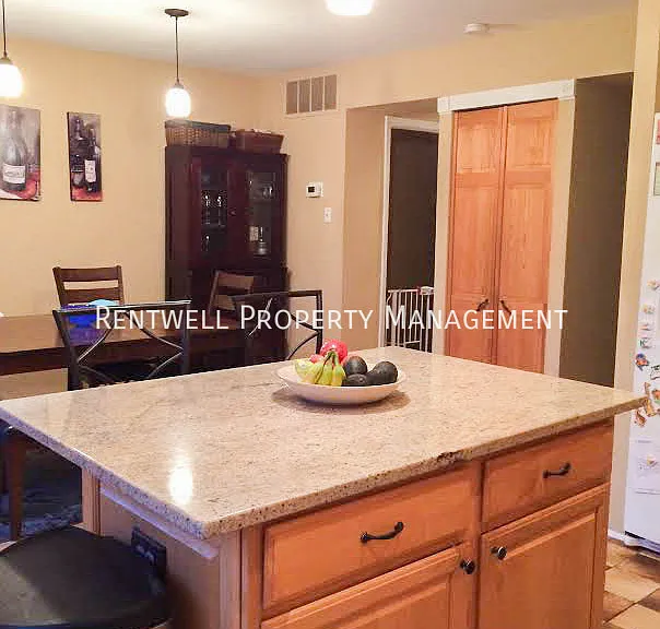 308 Birch Dr — Photo 5