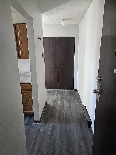 504 9th St #2 — Photo 3