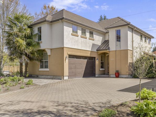 4097 Scottdale St, Eugene, OR 97404