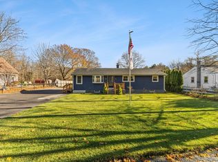 26 Algerine St, Berkley, MA 02779