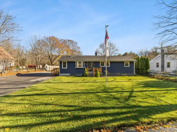 26 Algerine St, Berkley, MA 02779
