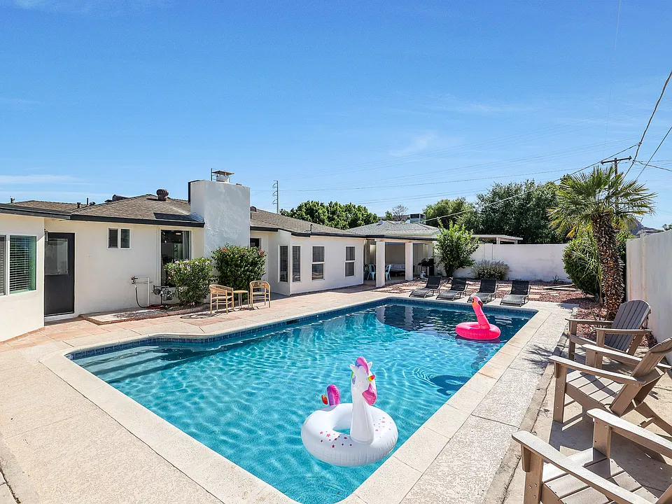 6638 E Coronado Rd