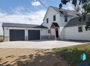 46112 294th St, Centerville, SD 57014