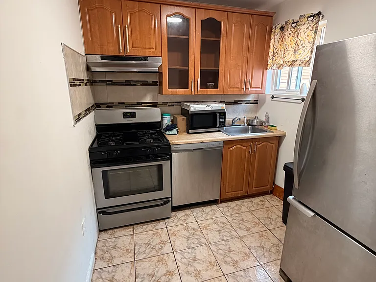 2947 Bruner Ave #1 — Photo 8