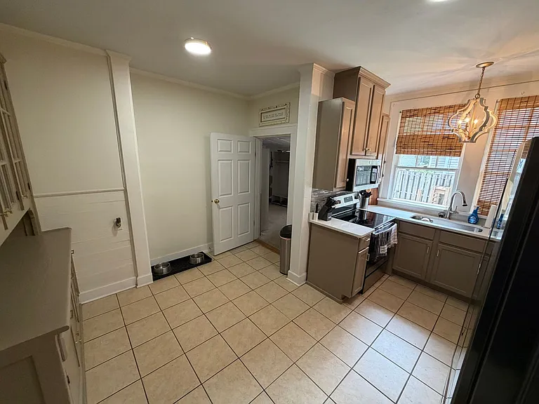 300 Murphree St — Photo 11