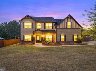 2748 Village Park Dr E, Ellenwood, GA
