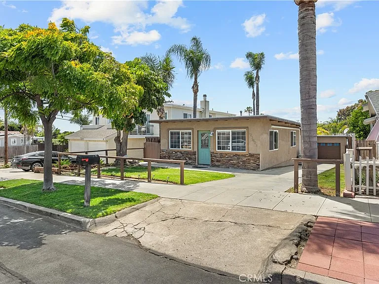 33965 Malaga Dr — Photo 37