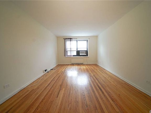 4th image of 212-03 75th Ave #1C