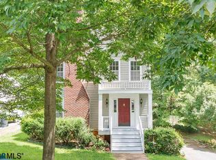 1010 Ashby Pl, Charlottesville, VA 22901