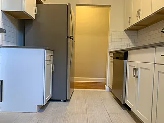 Rented by Hillel Realty Group