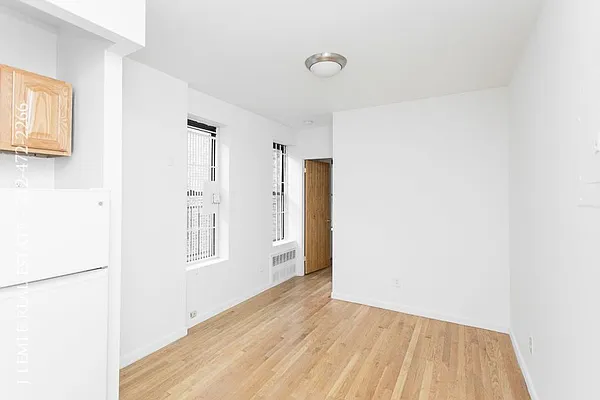 Rented by Copperwood Real Estate | media 19