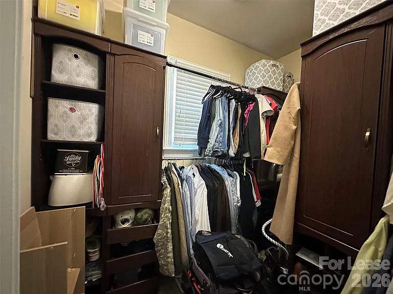 819 Stargard Ct — Photo 26