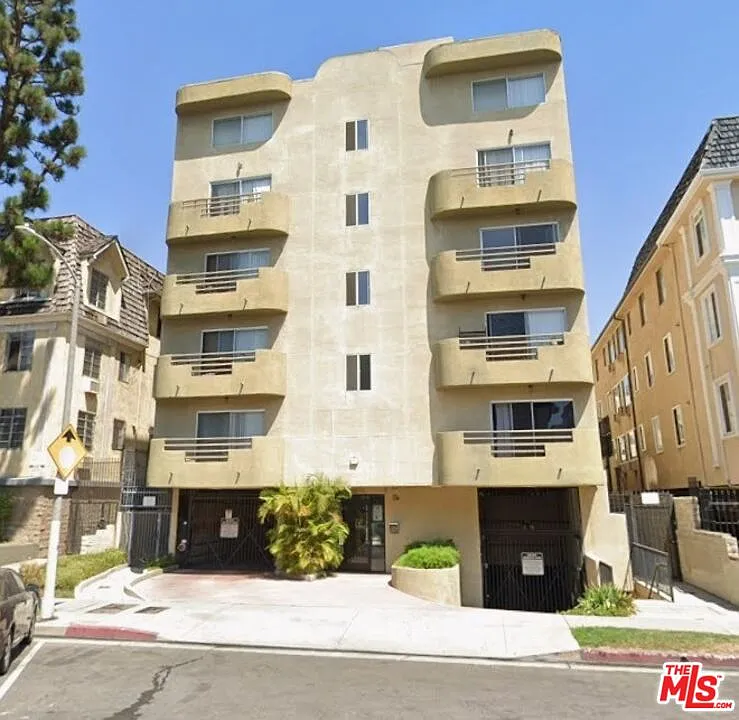 1 bed, 1.0 bath, 625 sqft, $1,850 — Photo 1