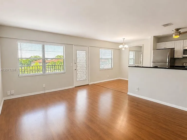 13450 SW 3rd St #404D — Photo 2