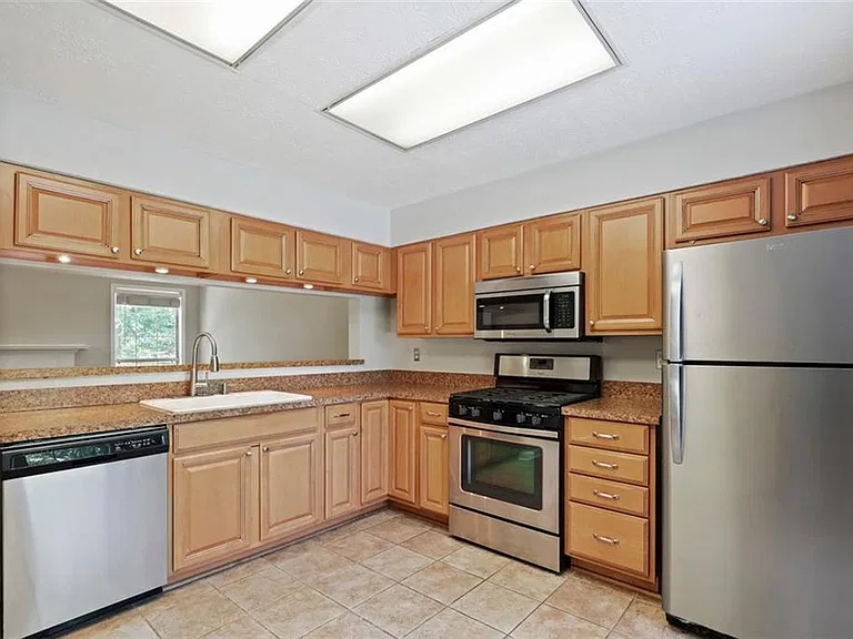 507 Wedgewood Way — Photo 4