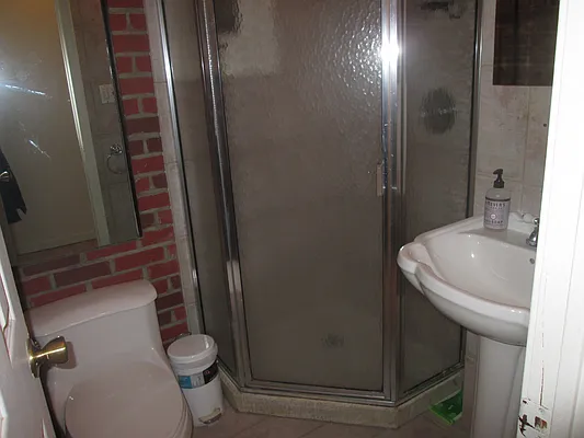 Rented by Richard Marks LLC | media 4