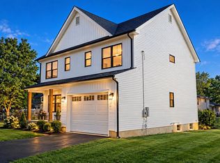730 E 2nd St, Florence, NJ 08518