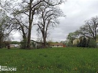 912 N 5th Ave, Marshalltown, IA 50158