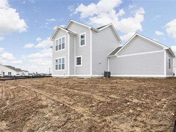 3rd image of 1624 Birchfield Dr