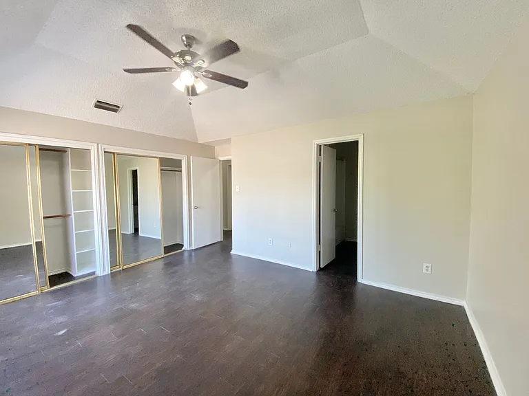 2202 Prairie Creek Trl — Photo 26