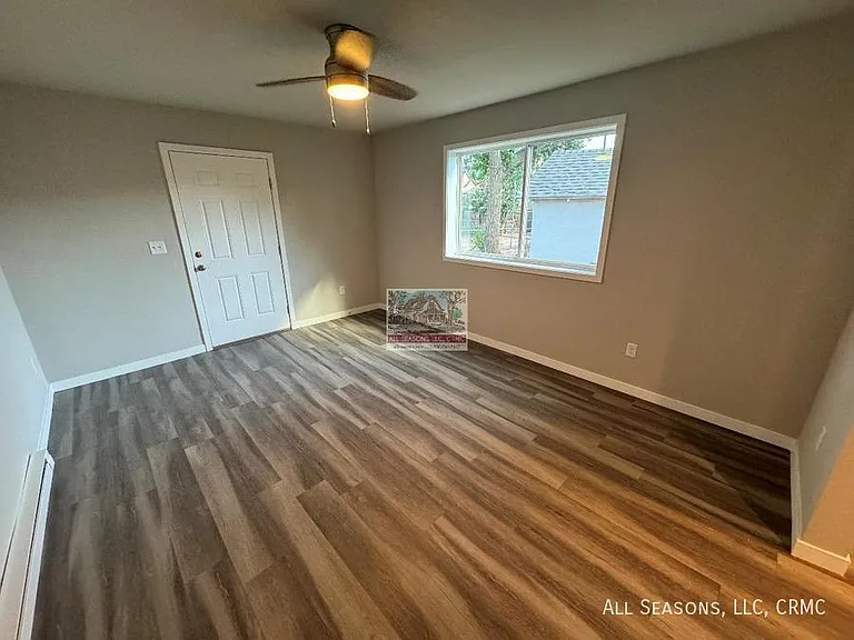 20 1/2 W Las Animas St — Photo 2