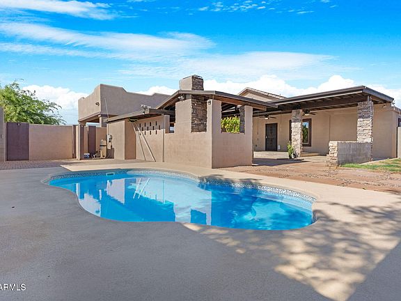 3rd image of 3065 W cornman Road
