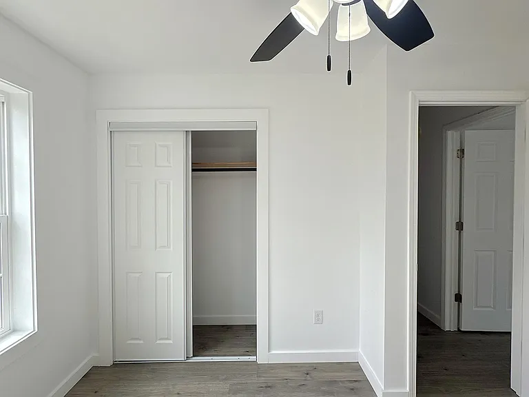 217 Quince Aly #B — Photo 17