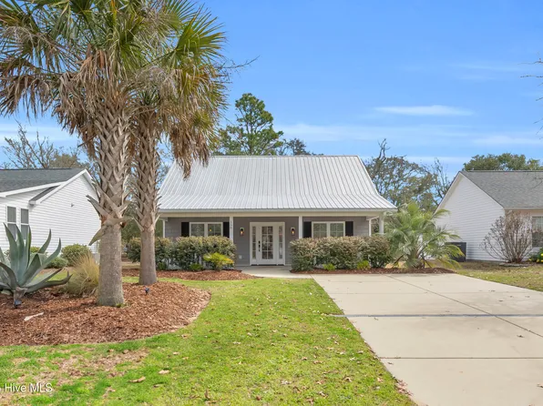 158 NE 5th Street, Oak Island, NC 28465