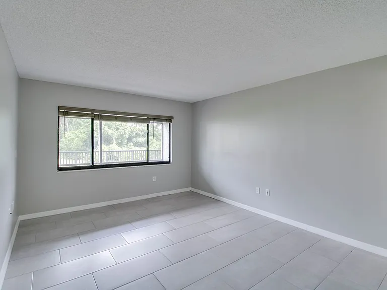 1054 Lotus Cove Ct #612 — Photo 8